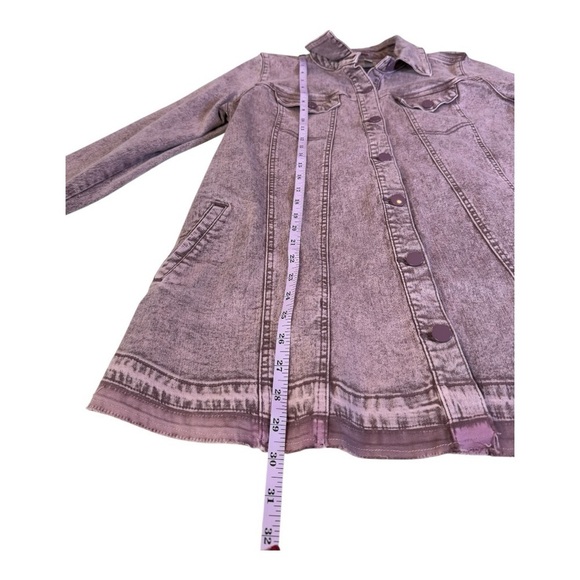 LOGO by Lori Goldstein Button Front Denim Jacket Released Hem Vintage Purple - Picture 10 of 16